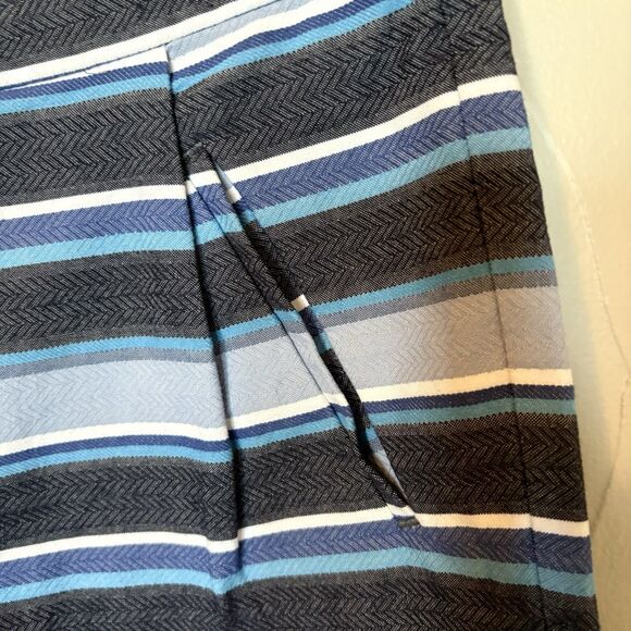 J Crew Blue Navy Striped Flat Front Chino Shorts Size 0, Low Rise Waist‎ 30” NEW - Picture 3 of 10